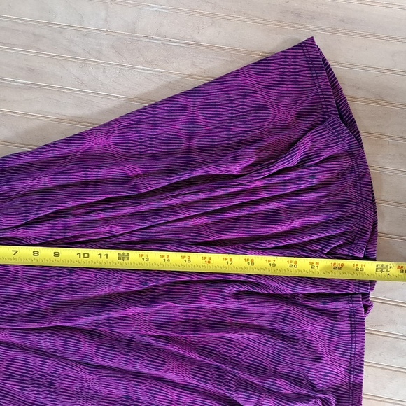 LuLaRoe Abstract Elastic Waist Pockets A-Line Fit & Flare Comfy Skater Skirt - Picture 5 of 9